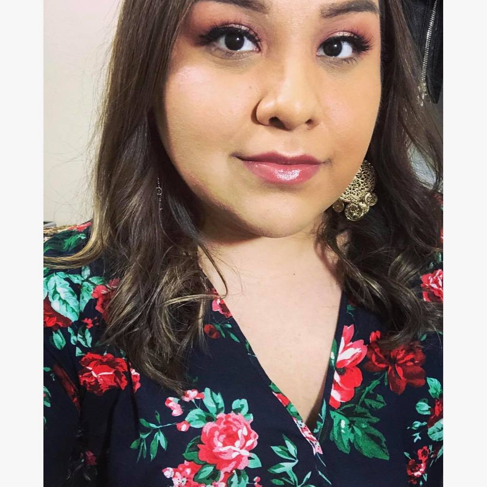 Meet your Posher, Rocio